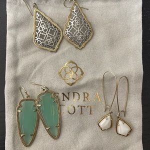 Light Teal Arrow Head Kendra Scott Earrings